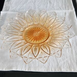 Federal Glass Petal Pattern Plate